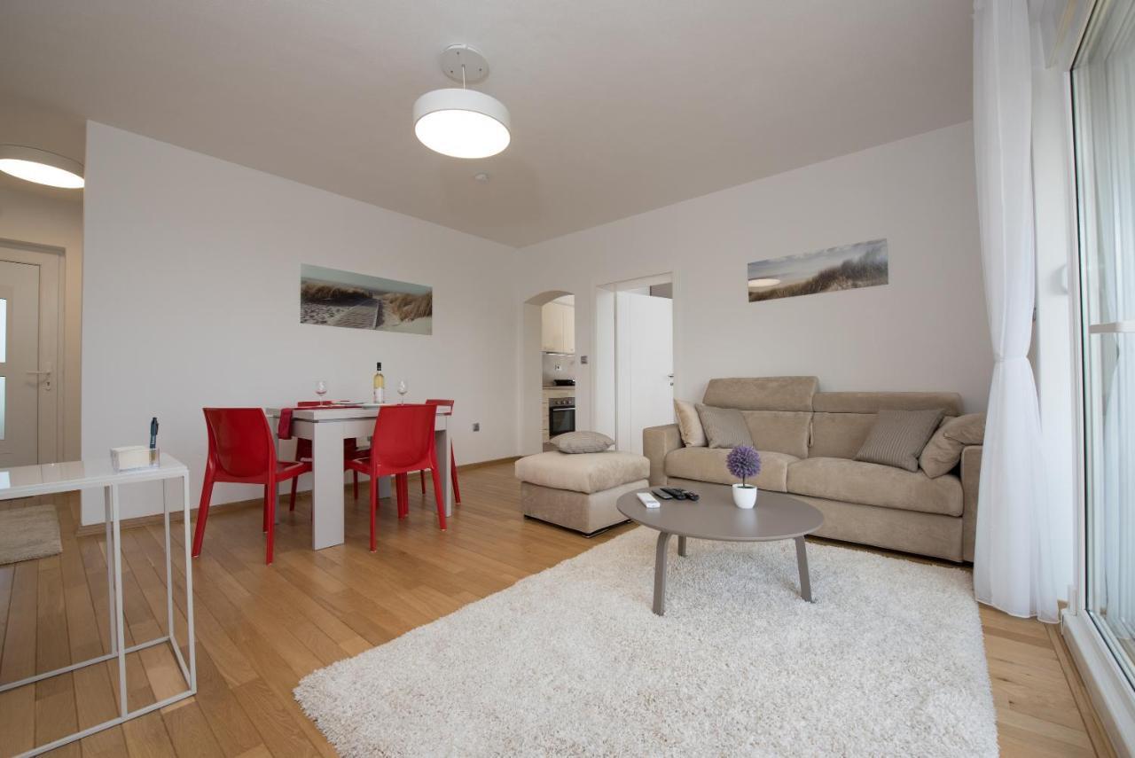 Apartmani Bilic Кастав Экстерьер фото