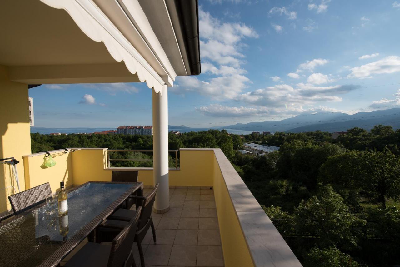 Apartmani Bilic Кастав Экстерьер фото