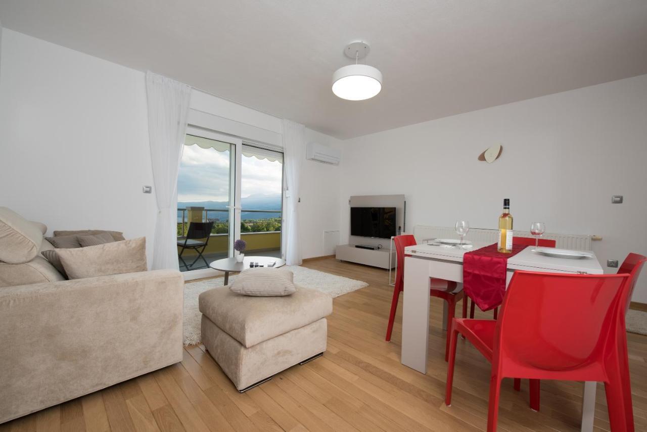Apartmani Bilic Кастав Экстерьер фото